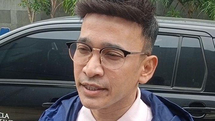Di Tengah Dinamika Pasca Perceraian, Ruben Onsu Pertimbangkan Gugatan Hak Asuh Anak